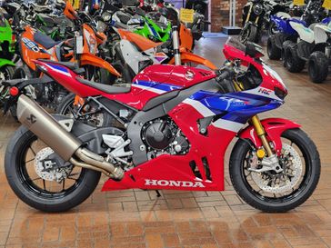 2025 Honda CBR1000RR-R FIREBLADE SP