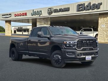 2025 RAM 3500 Laramie Crew Cab 4x4 8' Box