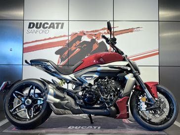 New 2026 Ducati X DIAVEL V4 BURNING RED 