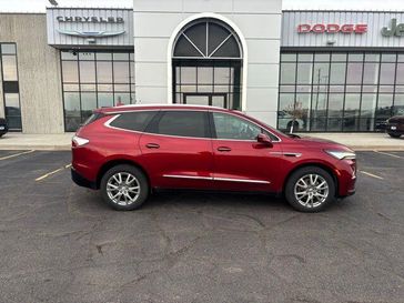 Used 2023 Buick Enclave Essence