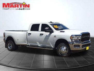 2024 RAM 3500 Tradesman Crew Cab 4x4 8' Box