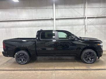 New 2025 RAM 1500 Big Horn Crew Cab 4x4 5'7' Box