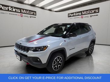 Used 2025 Jeep Compass Trailhawk