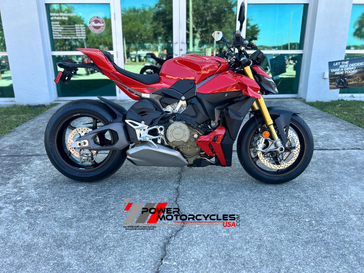 New 2025 Ducati STREETFIGHTER V4S 