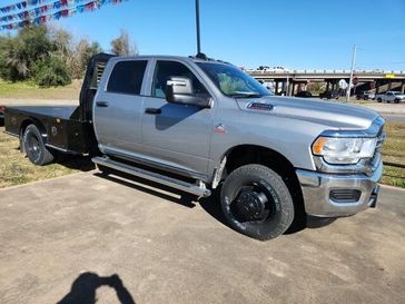 2024 RAM 3500 Tradesman Crew Cab Chassis 4x4 60' Ca