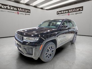 New 2027 Jeep Grand Cherokee Laredo Altitude 4x4