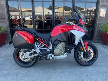 2024 Ducati MULTISTRADA V4S T/R