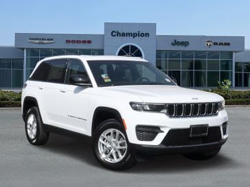 2025 Jeep Grand Cherokee Laredo X 4x2