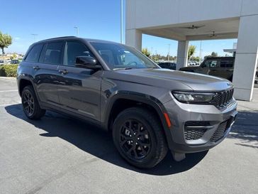 2025 Jeep Grand Cherokee Altitude 4x2