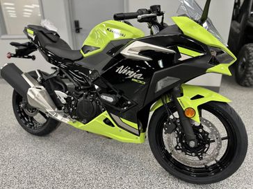 New 2026 Kawasaki Ninja 500 SE ABS 