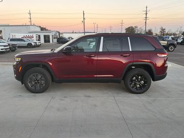 New 2025 Jeep Grand Cherokee Altitude X 4x4