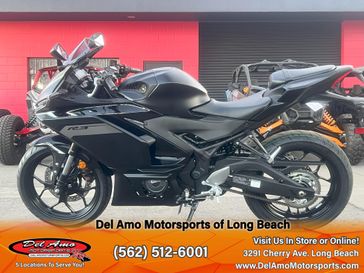 2025 Yamaha YZF-R3 ABS 