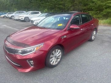 Used 2018 Kia Optima S