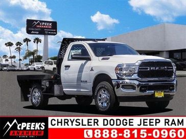 2022 RAM 2500 Tradesman Regular Cab 4x4 8' Box