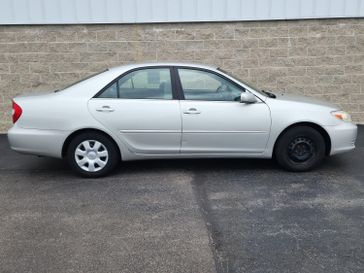 Used 2002 Toyota Camry LE