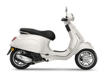 2025 Vespa Primavera 150 
