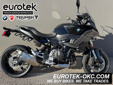 2025 BMW F 900 XR 