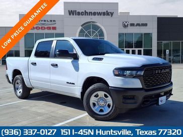 2025 RAM 1500 Tradesman Crew Cab 4x4 5'7' Box