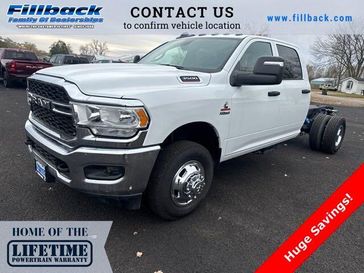 2024 RAM 3500 Tradesman Crew Cab Chassis 4x4 60' Ca