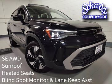 Used 2025 Volkswagen Taos SE AWD w/Sunroof