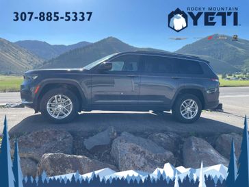 2023 Jeep Grand Cherokee L Laredo