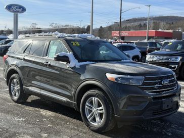Used 2023 Ford Explorer Xlt