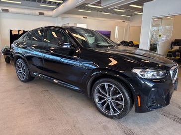 2022 BMW X4 xDrive30i