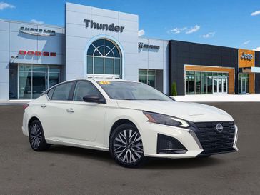 Used 2025 Nissan Altima 2.5 SV