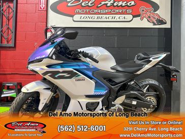 2025 Yamaha YZF-R3 ABS 