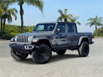 Used 2022 Jeep Gladiator Overland 4x4
