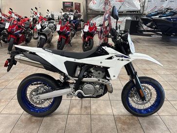 New 2025 Suzuki DR-Z4SM 