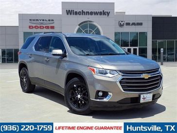 Used 2018 Chevrolet Traverse LT