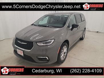 2024 Chrysler Pacifica Touring L Awd