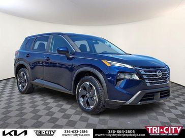 Used 2025 Nissan Rogue SV