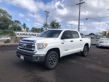 2017 Toyota Tundra CrewMax SR5 5.7L