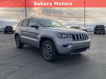 2021 Jeep Grand Cherokee Limited in a Billet Silver Metallic Clear Coat exterior color and Blackinterior. Sahara Motors Inc 435-500-5052 saharamotorschryslerdodgejeep.com 