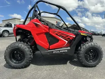 2025 Polaris RZR 200 EFI INDY RED