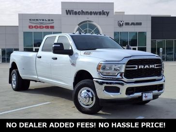 2024 RAM 3500 Tradesman Crew Cab 4x4 8' Box