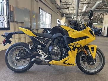 2025 Suzuki GSX-8R 