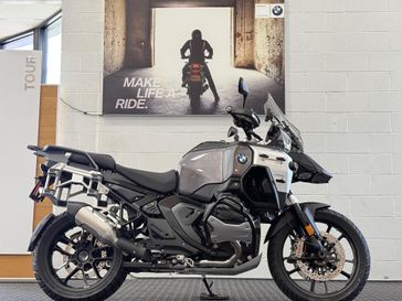 Black Storm Metallic