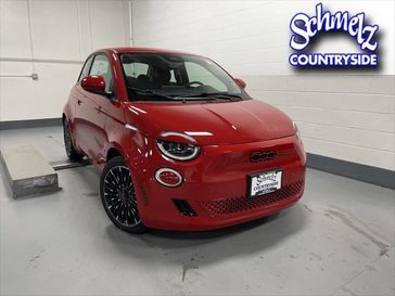 New 2024 Fiat 500e Inspi(red)