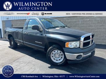 2004 Dodge Ram 1500 ST 2dr Reg Cab 140.5 WB