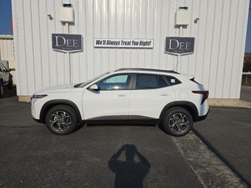 New 2025 Chevrolet Trax LT