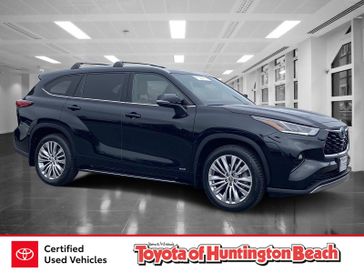 2022 Toyota Highlander Platinum