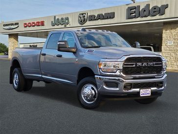 2024 RAM 3500 Tradesman Crew Cab 4x4 8' Box