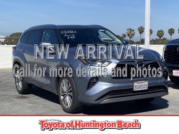 Used 2023 Toyota Highlander Platinum