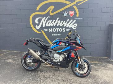 2025 BMW M 1000 XR 