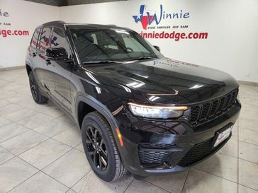 2025 Jeep Grand Cherokee Altitude X 4x2