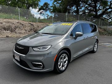 2022 Chrysler Pacifica Limited FWD