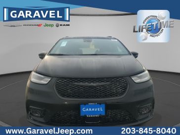 New 2026 Chrysler Pacifica Limited